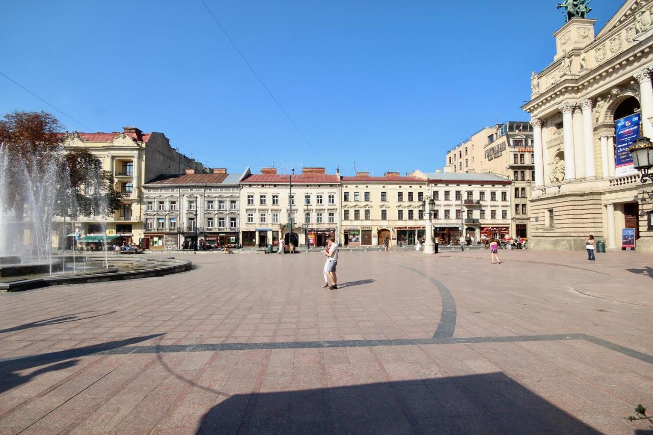 Romantic Lux Vivaldi Suite Svobode Avenue 39 Львов Экстерьер фото