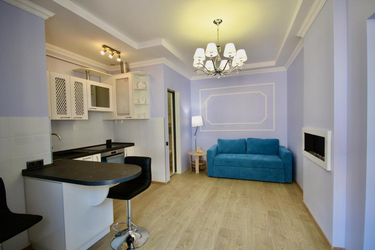 Romantic Lux Vivaldi Suite Svobode Avenue 39 Львов Экстерьер фото