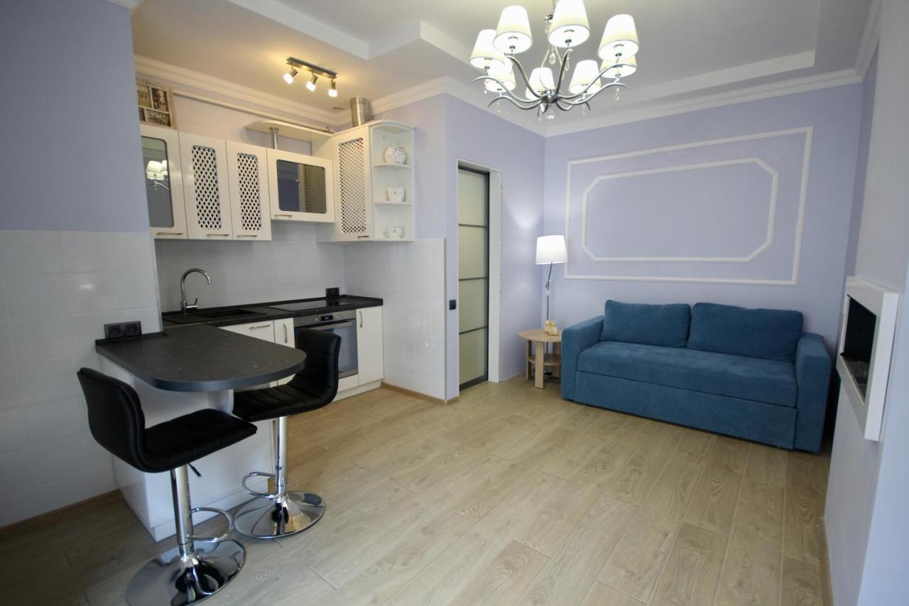 Romantic Lux Vivaldi Suite Svobode Avenue 39 Львов Экстерьер фото