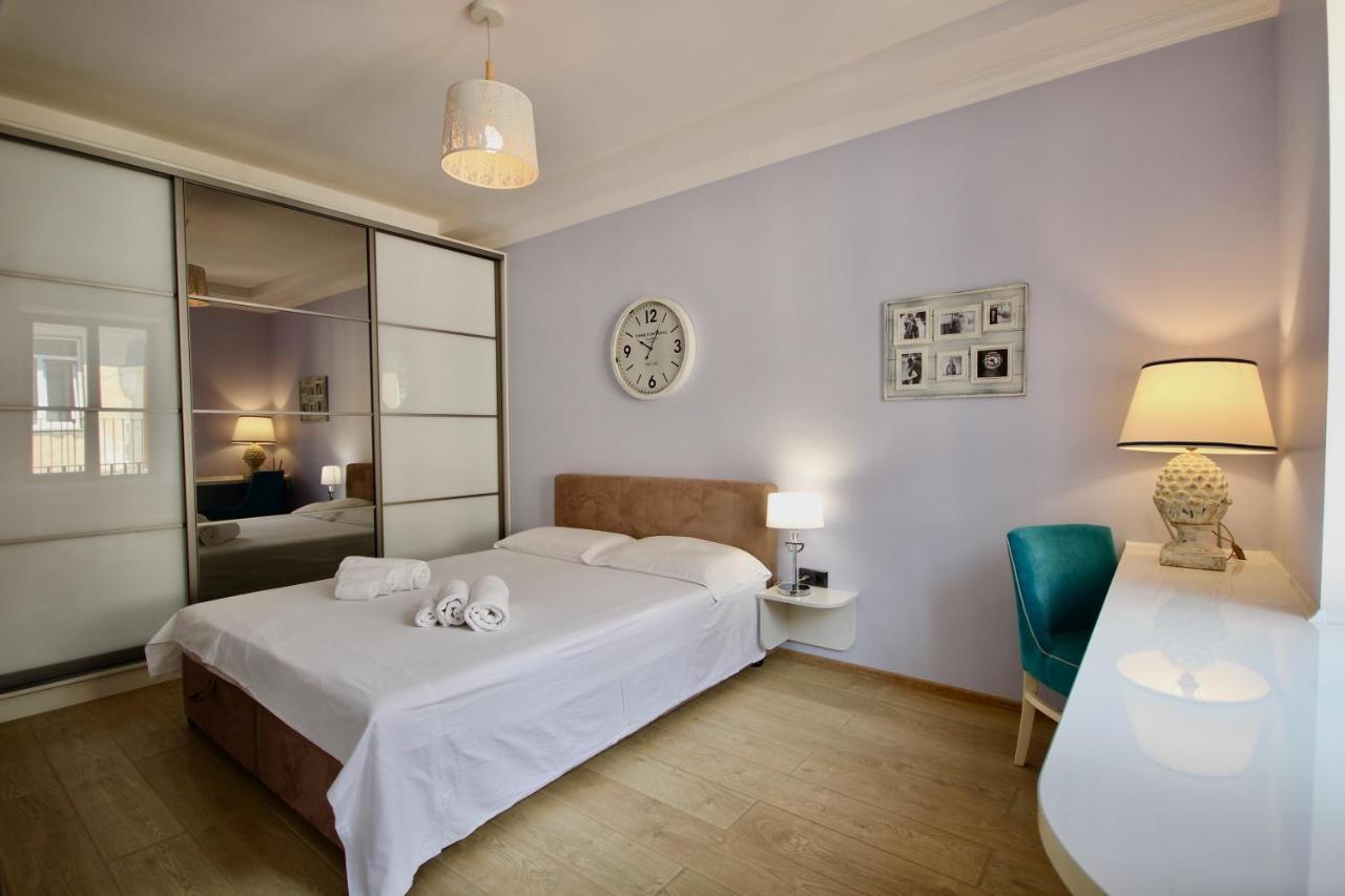 Romantic Lux Vivaldi Suite Svobode Avenue 39 Львов Экстерьер фото